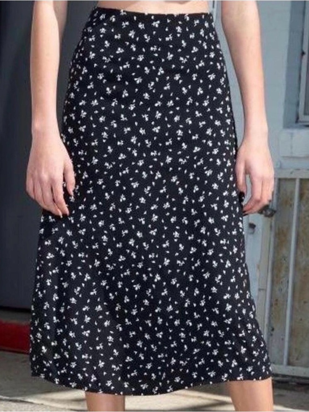 Brandy Melville Black Floral Midi Skirt o/s